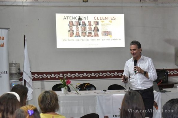 Con la participación de más de 150 personas se llevó a cabo, en el Club Social