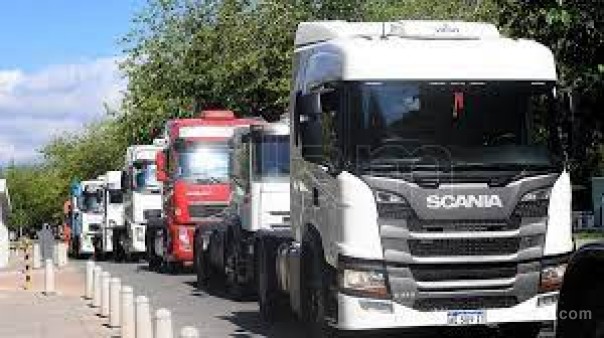 El Gobierno garantiza el suministro de gas para industria y transporte