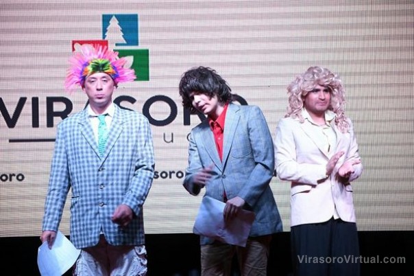 El reconocido grupo de teatro @layapa de Corrientes Capital cerró la segunda jornada de la Feria del Libro de Virasoro