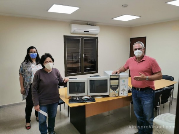 EcoCompus: se donaron equipos informáticos a escuelas del interior del Chaco
