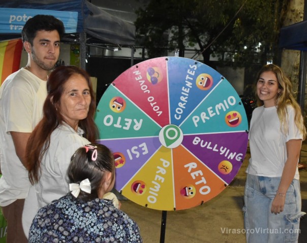 Gran Éxito en Expo Juvenil de Emprendedores en el Parque Mitre