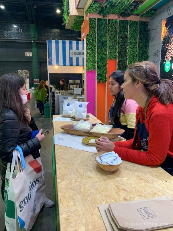 Corrientes exhibe su oferta turística y gastronómica en la Feria Caminos y Sabores
