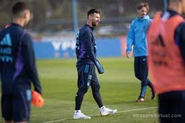 Messi se sumó a la selección, que va a iniciar el camino a otro mundial