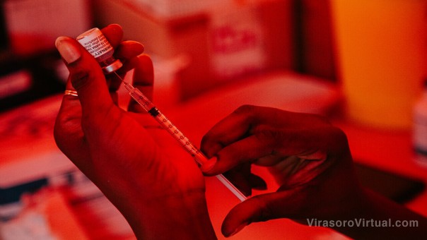 Cómo el aprendizaje automático podría ayudar a desarrollar curas para COVID-19 y otras enfermedades