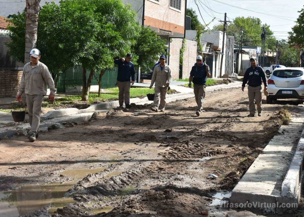La Provincia construye Cordón Cuneta en cinco barrios de la ciudad de Corrientes