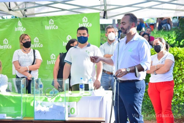 Sorteo de Invico: 50 familias de Virasoro cuentan con casa propia