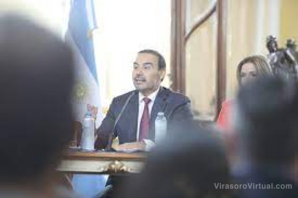 Valdés anunció un nuevo aumento salarial y un presupuesto 2023 de más 400 mil millones