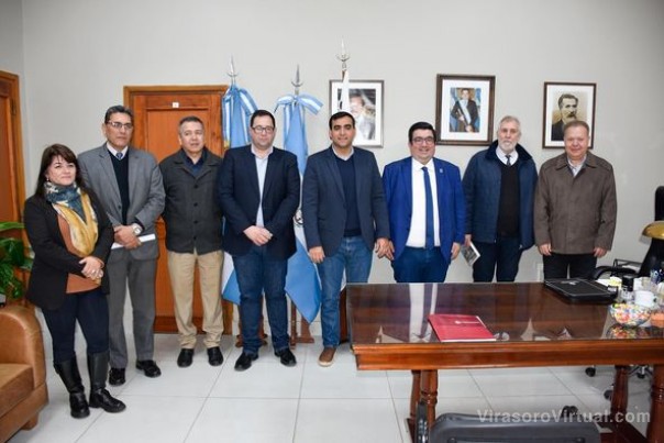 Reafirman el compromiso con la educación en Santo Tome