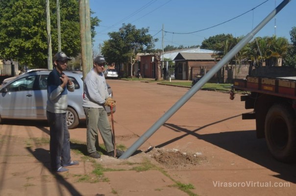 Comenzó la nueva obra del alumbrado publico de los barrios del Sur.