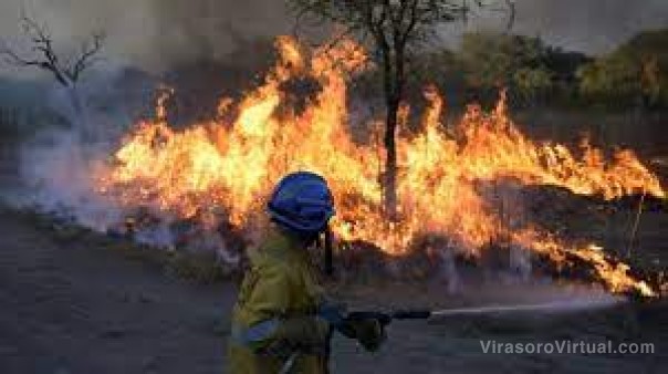 Cómo denunciar a una persona que comienza un incendio en Corrientes