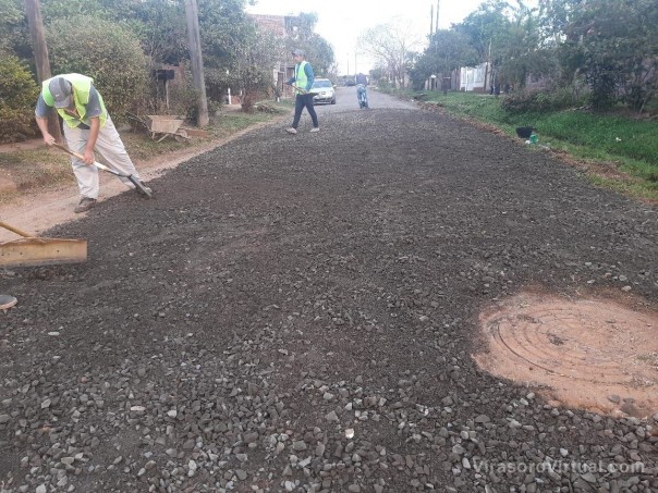 Siguen avanzando en el enripiado de los Barrios del Sur