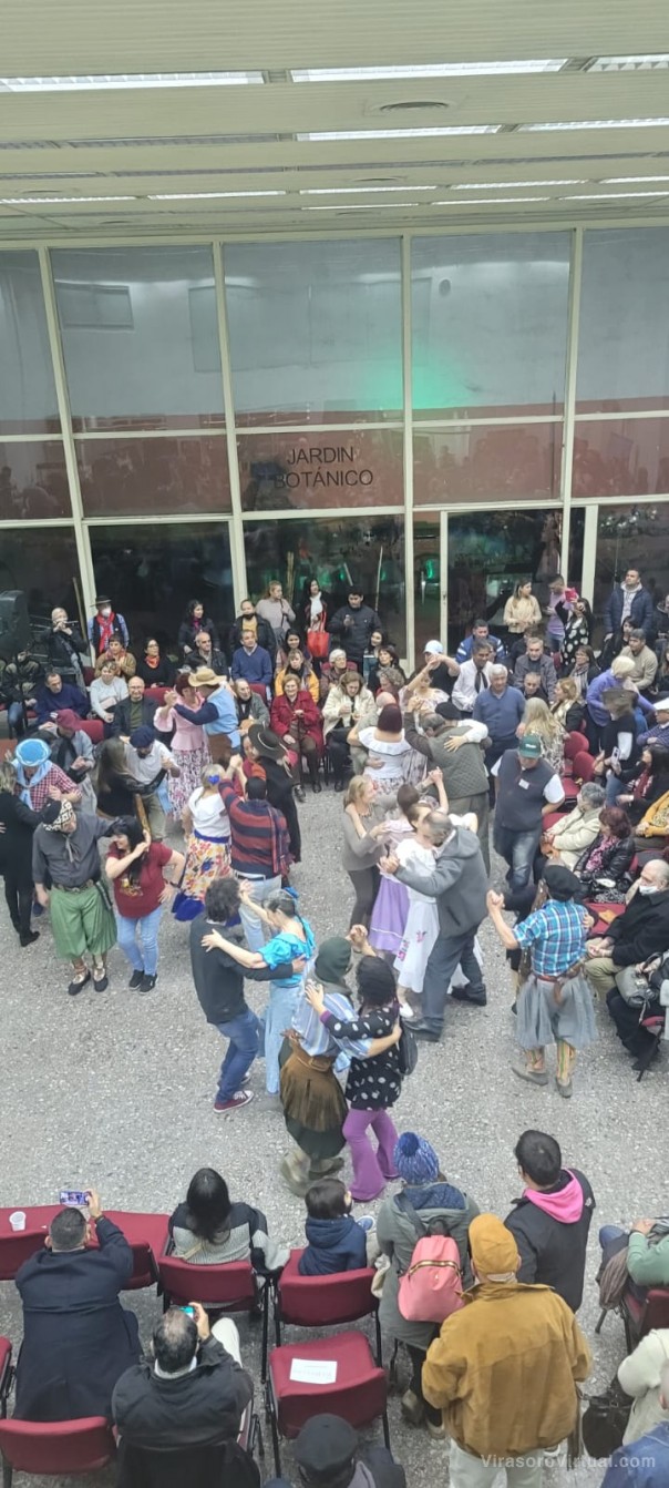 Al celebrar el 72° aniversario de la Casa de Corrientes en Buenos Aires, Valdés destacó su rol social y cultural