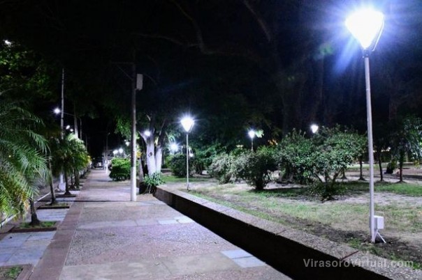 Mejora en la iluminación de la plaza Centenario
