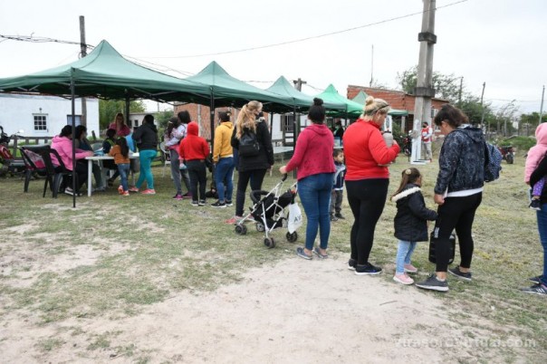 La Muni en tu Barrio llega con múltiples servicios al Doctor Montaña y al Arazaty