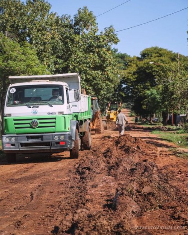 ¡Avanzan con obras en el Barrio Centenario!