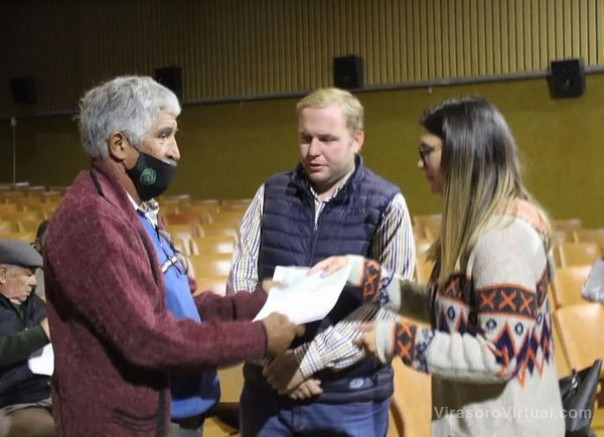 ¡Entrega de subsidios a productores Agropecuarios!