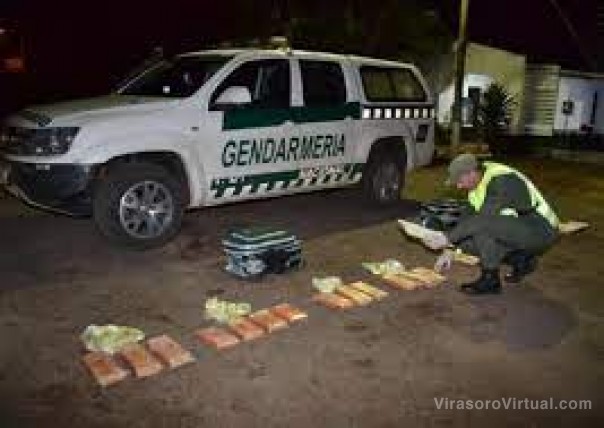 Jóvenes detenidos en Santo Tomé con 25 kilos de marihuana