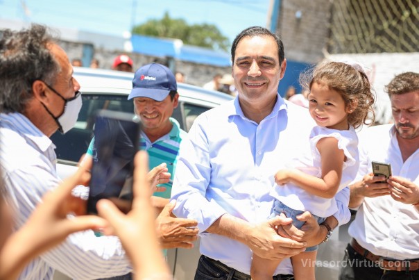 Valdés apoyó a la fórmula Vargas-Ojeda para que la localidad se "desarrolle, crezca y modernice"