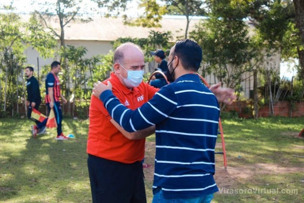 Juan Pablo Valdés visito a los chicos