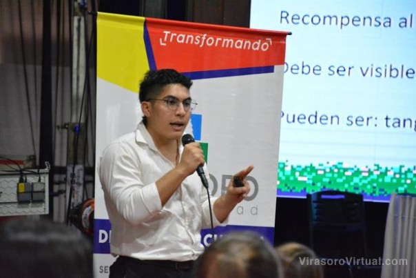 Alumnos del 3er Año del Profesorado de Informática del Instituto Superior de Virasoro exploran "Gamificación: