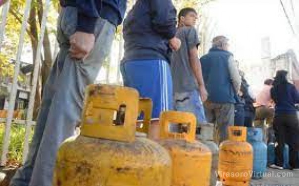 Programa Hogar: el Gobierno subió el subsidio para la garrafa de gas
