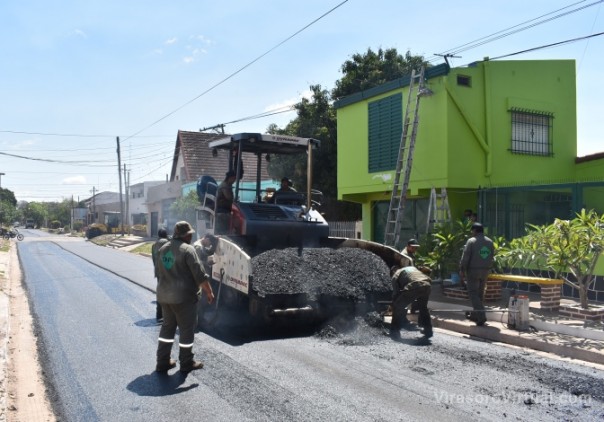La pavimentación que encara la Provincia en el barrio Antártida Argentina en su etapa final