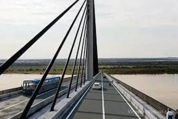 Massa aseguró que se consiguió el financiamiento para el segundo puente Chaco-Corrientes