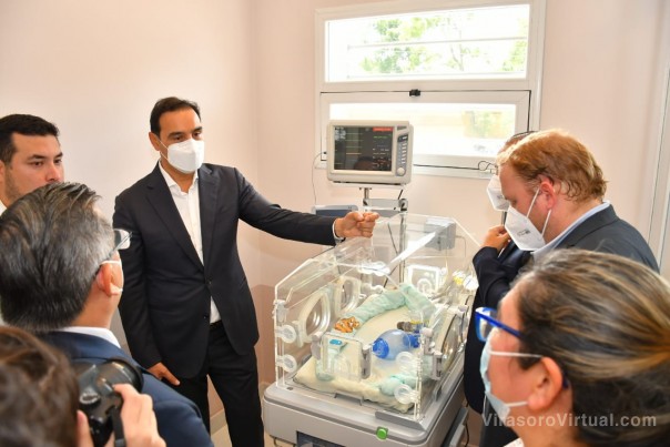 El gobernador Valdés inauguró el primer Servicio de Neonatología en Ituzaingó