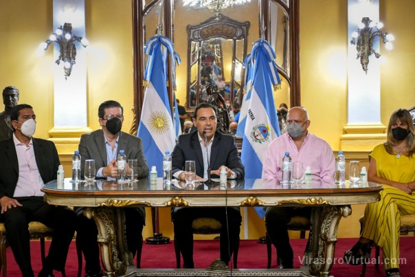 El gobernador Valdés afirmó que Corrientes vive una situación de catástrofe por los incendios