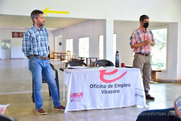 CAPACITACIÓN PARA QUE LOS EMPRENDEDORES PUEDAN FORMALIZAR SUS PROYECTOS
