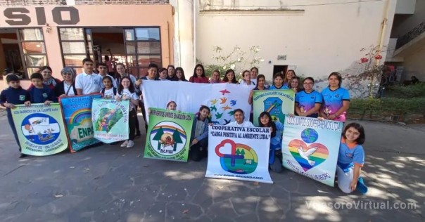 Estudiantes virasoreños participan del "Encuentro Nacional de Consejo de Administración de Cooperativas Escolares