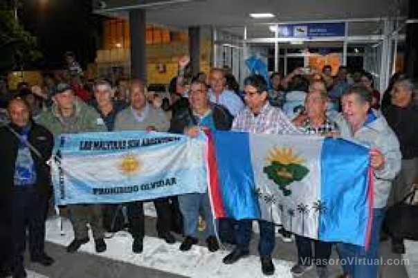 Regresaron los 20 excombatientes que viajaron a las Islas Malvinas