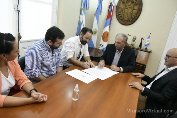 Con diversas propuestas, la Municipalidad potencia y fortalece a los artistas correntinos