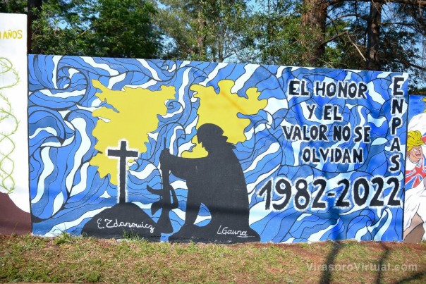 Murales con historia de héroes: Estudiantes de Virasoro homenajearon a ex combatientes