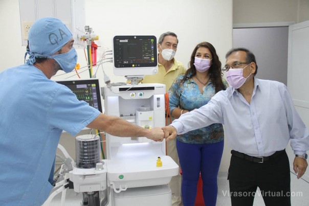 Cardozo entregó una moderna mesa de anestesia al hospital Materno Neonatal