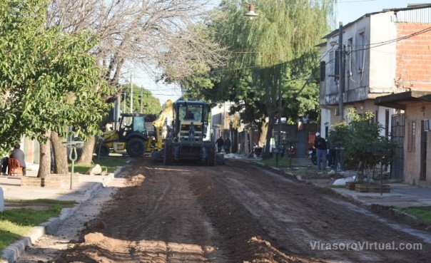 La Provincia potencia la infraestructura vial en el barrio Antártida Argentina con más pavimento