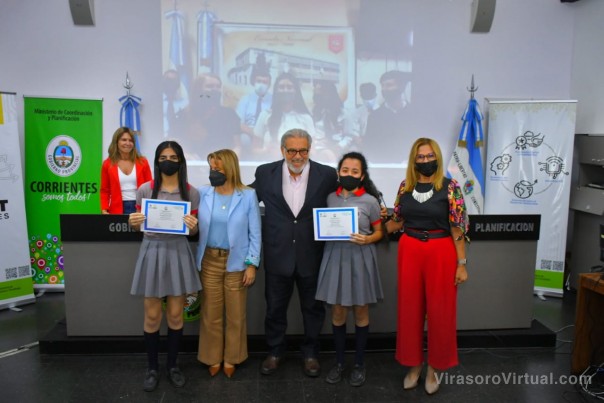 Estudiantes correntinos recibieron certificados del programa Aprendé Programando 2021