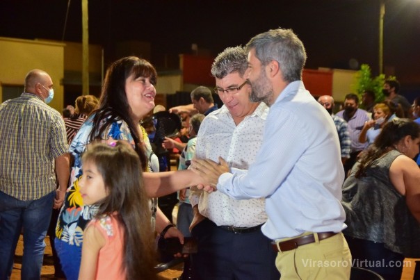 Se inauguró la iluminación led del barrio Malvinas Argentinas