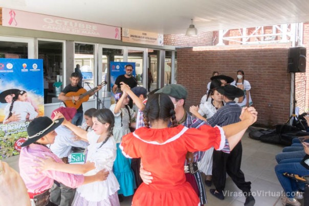 El "Chamamé con Todos" desplegó alegría y música en el Hospital Escuela