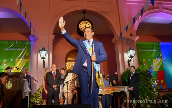 Gustavo Valdés asume su segundo mandato consecutivo y se consolida la institucionalidad de la Provincia