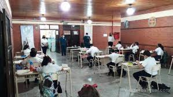 Corrientes sin clases y sin atención en Anses y Pami
