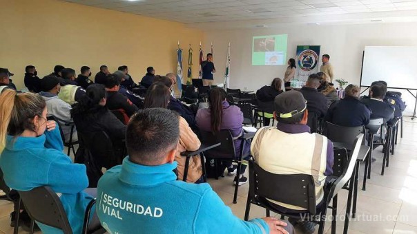 Exitosa jornada de capacitación a personal de tránsito, fuerzas de seguridad y bomberos voluntarios