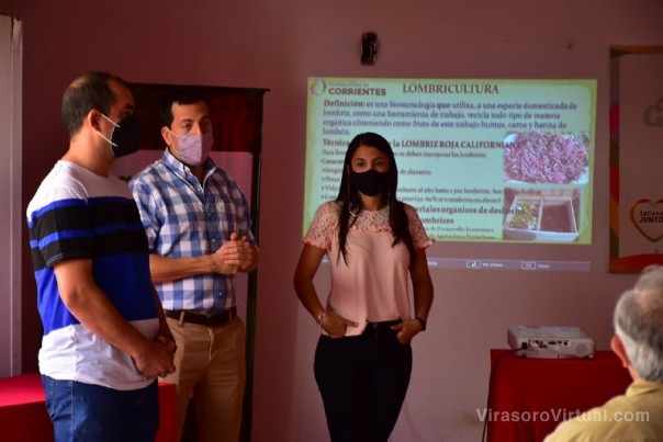 Capacitan a vecinos de distintos barrios sobre huerta orgánica