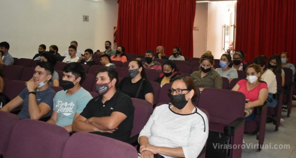Se realizó curso de manipulación de alimentos a emprendedores