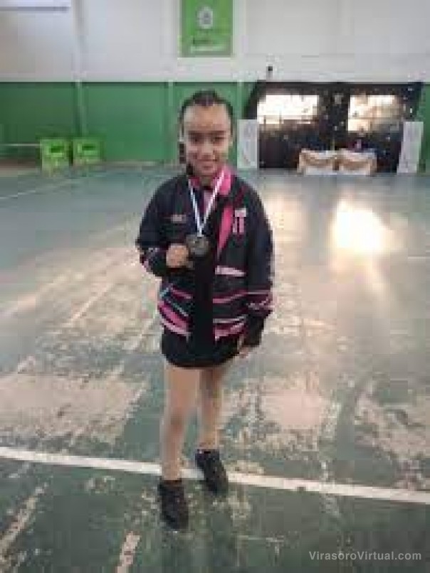 Una patinadora de Santo Tomé clasificó a la final de los Juegos Nacionales Evita