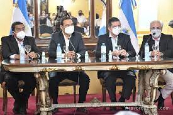Valdés entregó $34 millones para reforzar la lucha contra los incendios en toda la Provincia