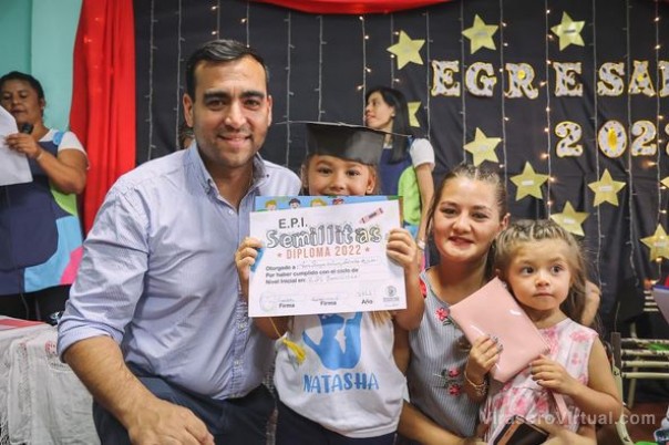 Acompañaron al EPI Semillitas en su acto de fin año