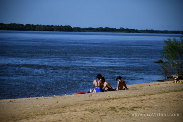 Por la bajante del río, no se podrá ingresar al agua en la playa Isla Malvinas I