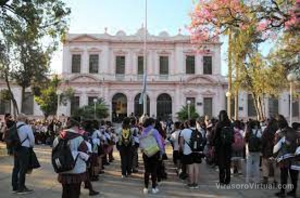 Educación: se espera que para septiembre se unan a la hora extra 201 escuelas más